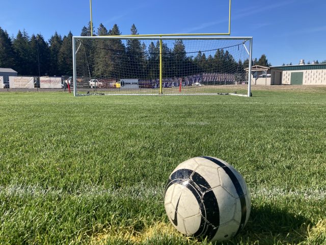 EHS Boys Soccer Begins League Play