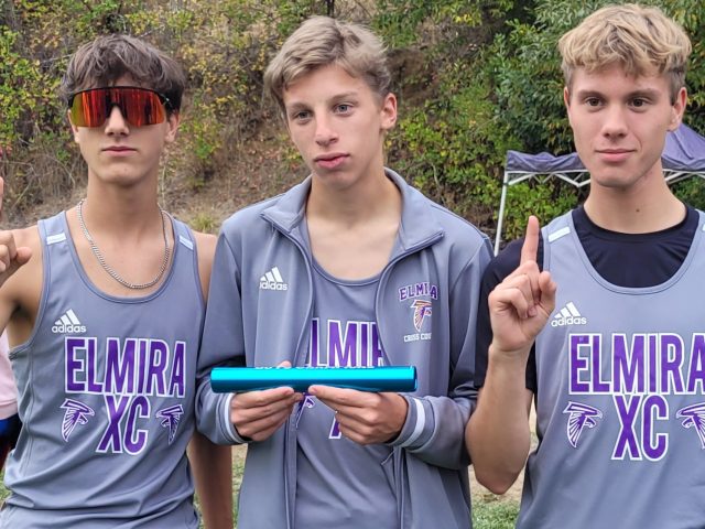 Boys Cross Country Trio Dominates Days Creek Relay, Sets Meet Record